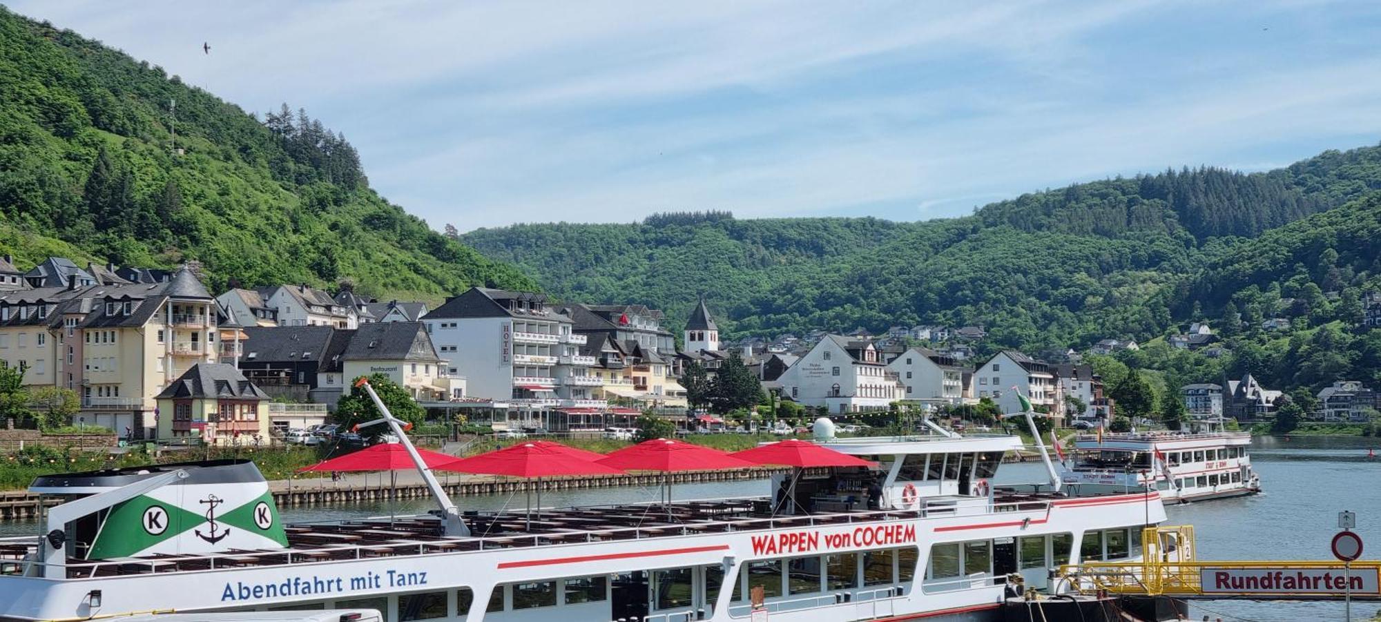 Pension Regina Cochem Exterior photo